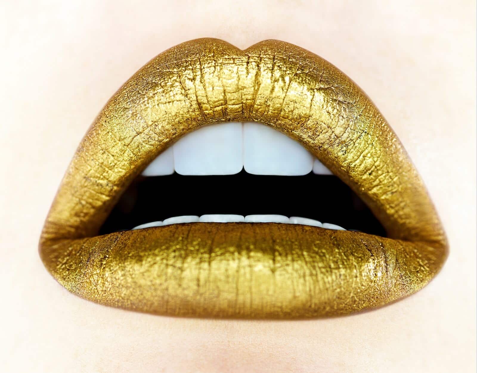gold-lips-giuliano-bekor